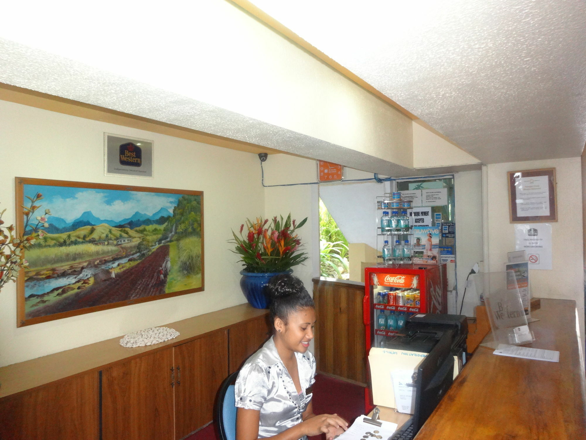 Suva Motor Inn Ngoại thất bức ảnh